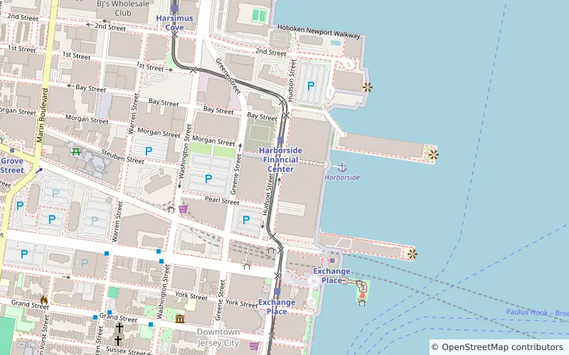 2 hotels within about a 10-minute walk of Exchange Place